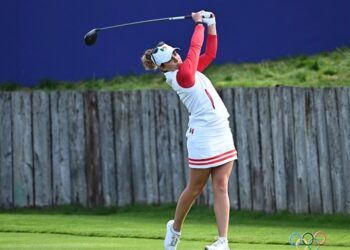 Gaby López se posiciona en el top 20 del golf en París 2024