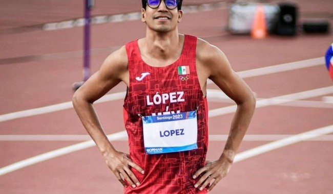 Tonatiu López culmina su participación en París 2024 en la semifinal de 800 metros