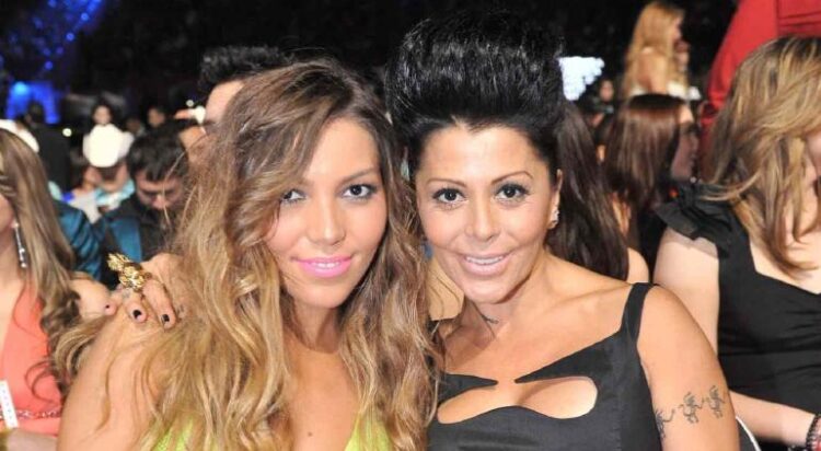 Frida Sofía vuelve a México y demanda a su madre, Alejandra Guzmán