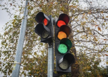 Rehabilitarán seis semáforos en cruces de riesgo