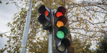 Rehabilitarán seis semáforos en cruces de riesgo