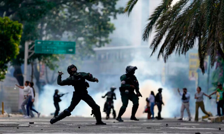 Detenciones masivas en Venezuela: más de 2.000 arrestos tras reelección de Maduro