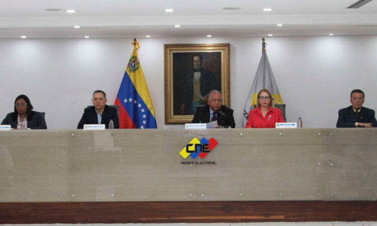 Venezuela entrega actas presidenciales en medio de controversia electoral