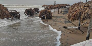 Ocasiona “Francine” daños en infraestructura de la Playa Bagdad, en Matamoros