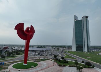 Restauran la emblemática Águila del Parque Bicentenario de Cd. Victoria, Tamaulipas