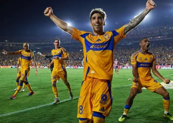 Tigres, con diez jugadores vence 1-0 a San Luis con gol en tiempo agregado