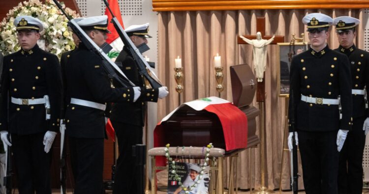 Perú rinde solemne y masiva despedida al expresidente Alberto Fujimori