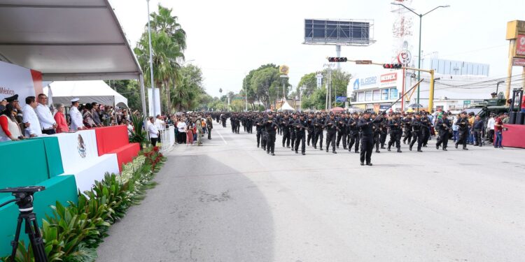 Presidió Américo Villarreal en Cd. Victoria desfile por 214 aniversario del inicio de la independencia de México