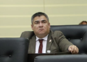 Propone Diputado incluir en educación básica enseñanza de la constitución