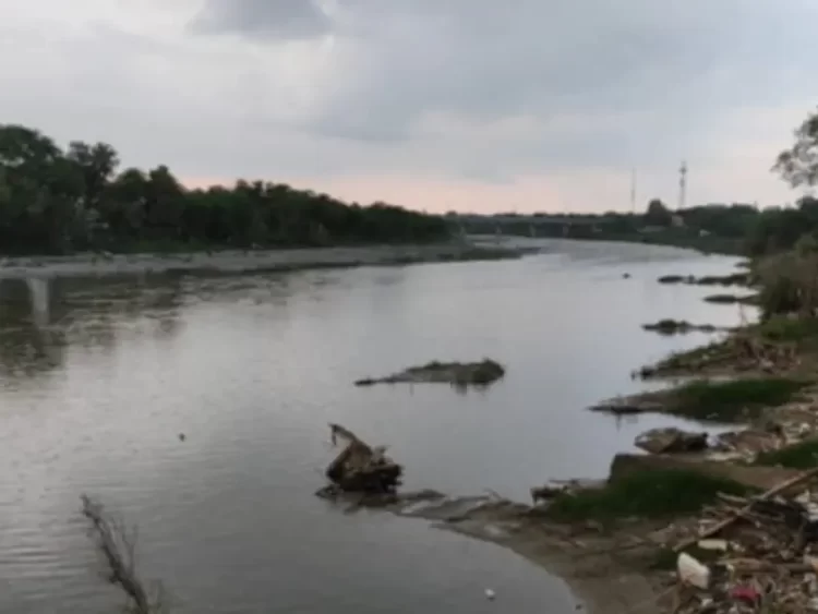 Hallan cadáver en río Santa Catarina, en Cadereyta, Nuevo León