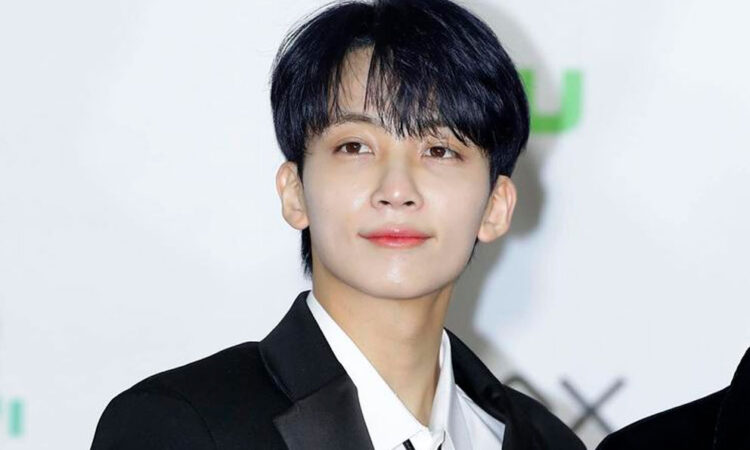 Jeonghan de SEVENTEEN se alista para el servicio militar