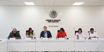 Amonestación Pública a Diputados del PAN Leticia Vargas, Ángel Covarrubias y Rodrigo Pérez por comportamiento inadecuado en sesión