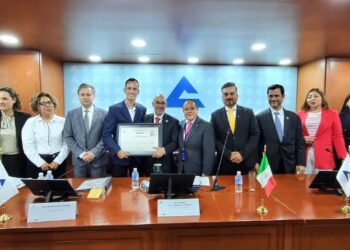 Premian a Texmelucan, Puebla como primer municipio en reubicar al comercio ambulante en México