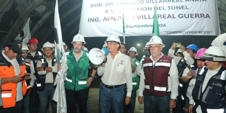 Atestigua gobernador de Tamaulipas conexión de túnel en la autopista Mante-Ocampo-Tula