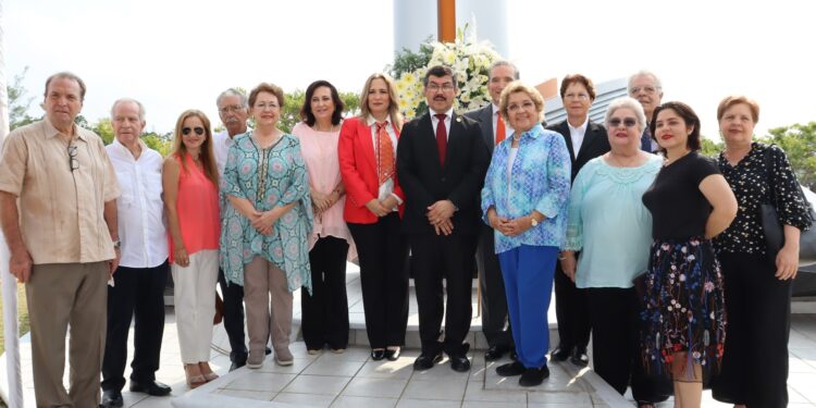 La UAT celebra en Camps Tampico 74 años de servir al desarrollo y bienestar de Tamaulipas