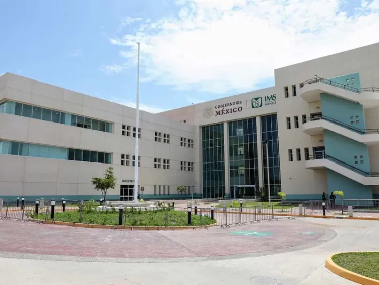 Presume AMLO que deja un “sistema de salud mejor que en Dinamarca en México con IMSS-Bienestar”