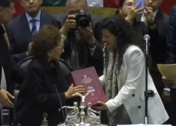 Luisa María Alcalde, titular de SEGOB entrega al Congreso el sexto informe de gobierno de López Obrador
