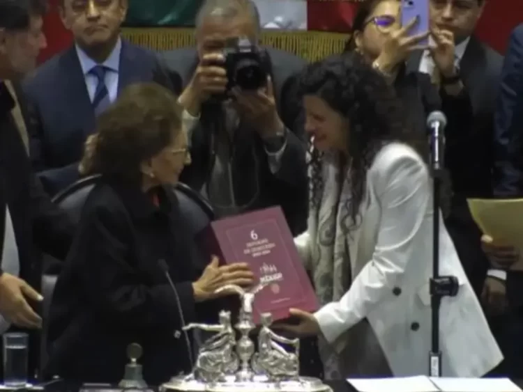 Luisa María Alcalde, titular de SEGOB entrega al Congreso el sexto informe de gobierno de López Obrador