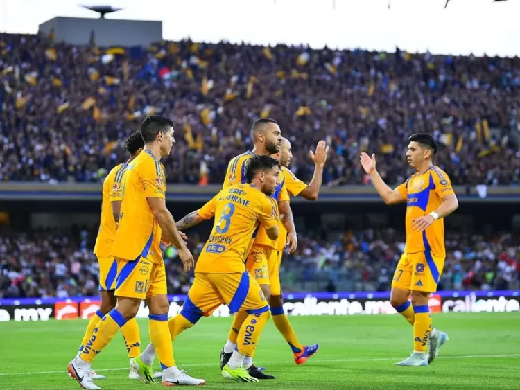 Tigres de UANL derrota 3-1 a Pumas de UNAM y toma subliderato de Liga MX