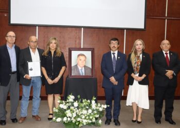 Rinden homenaje póstumo en Tampico al Ing. Candelario Quiroga Garza, exrector de la UAT