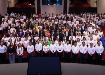 Celebra la UAT 50 años de impartir posgrado en Centro Universitario de Tampico