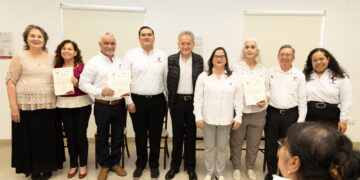 Ajustan gabinete en la Secretaría de Educación de Tamaulipas; entregan tres nombramientos