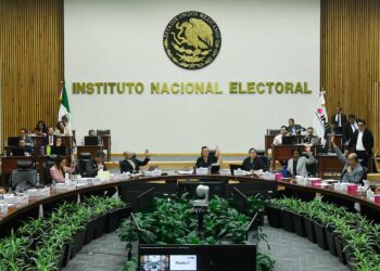 INE integra comisión para organizar elecciones de jueces, magistrados y ministros en 2025