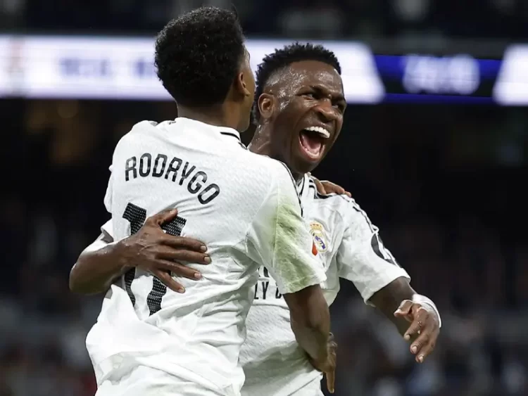 Real Madrid remonta a ritmo de samba y golea 4-1 al Espanyol de Barcelona