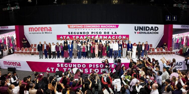 Luisa María Alcalde protesta como dirigente nacional de Morena; Andy López secretario de organización