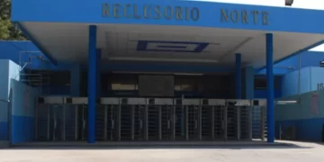 Detienen a joven que drogó y violó a tres adolescentes; una de ellas murió