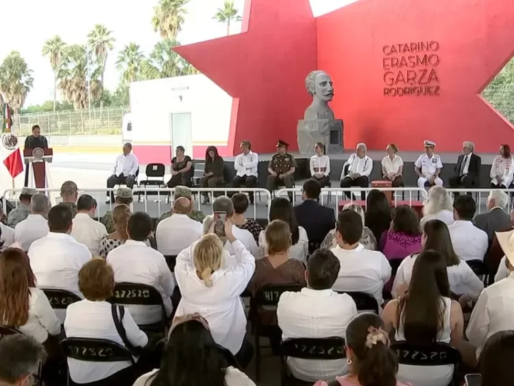AMLO encabeza develación del busto de Catarino Garza Rodríguez en Matamoros, Tamaulipas