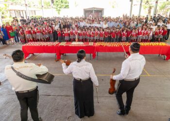 Celebran el 50 aniversario de la Escuela Primaria ‘Ford 74’ de Cd. Victoria