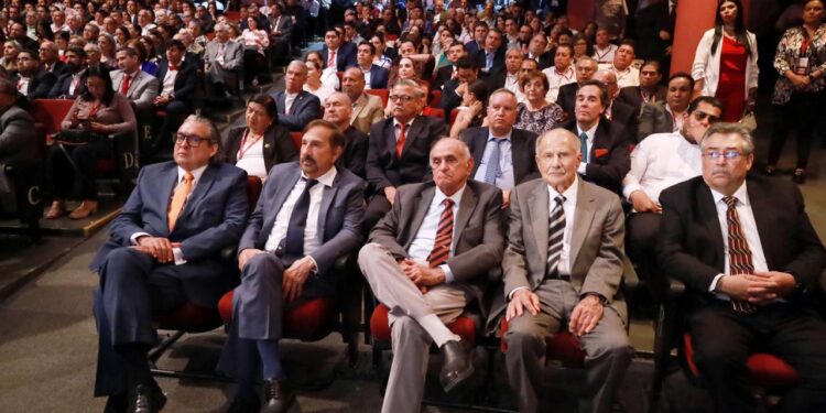 Eduardo Gattás rinde protesta como alcalde de Victoria del periodo 2024-2027