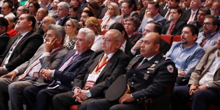 Eduardo Gattás rinde protesta como alcalde de Victoria del periodo 2024-2027