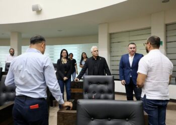 Realizan credencialización de integrantes de la Legislatura 66 en Tamaulipas