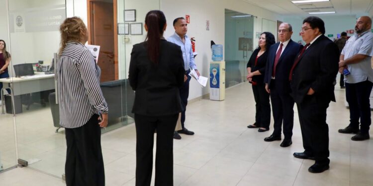 Realizan credencialización de integrantes de la Legislatura 66 en Tamaulipas