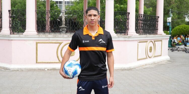 De Correcaminos a la Selección Nacional: Un futuro prometedor de Heber Velázquez