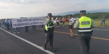 Liberan carretera Victoria-Tampico, tras tres horas de bloqueo por empleados del Poder Judicial Federal