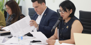 Presentan terna de candidatos a Medalla al Mérito “Luis García de Arellano” en Congreso