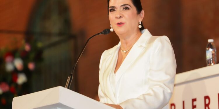 Mónica Villarreal rinde protesta como alcaldesa de Tampico, periodo 2024-2027