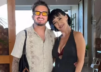 Cumple años Susana Zabaleta y la festeja su novio Ricardo Pérez, menor que ella 30 años