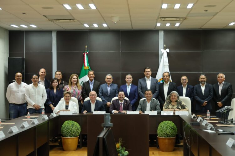 Presentan Consejo Directivo del Clúster de Desarrollo del Sector Energético de Tamaulipas