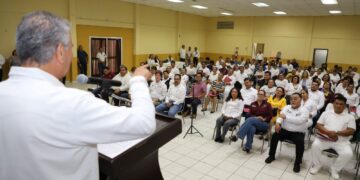 Entregan Premio Estatal de Antigüedad a 220 trabajadores de la salud en Tamaulipas