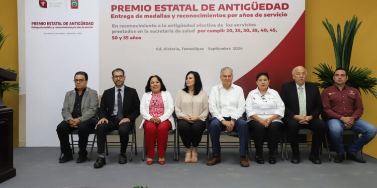 Entregan Premio Estatal de Antigüedad a 220 trabajadores de la salud en Tamaulipas
