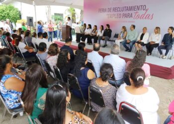 Facilitan Gobierno de Cd. Victoria, empresarios y STyP trabajo digno a mujeres.