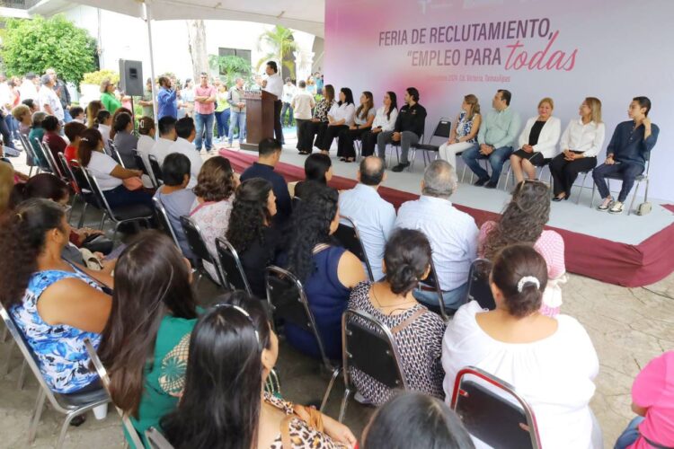 Facilitan Gobierno de Cd. Victoria, empresarios y STyP trabajo digno a mujeres.