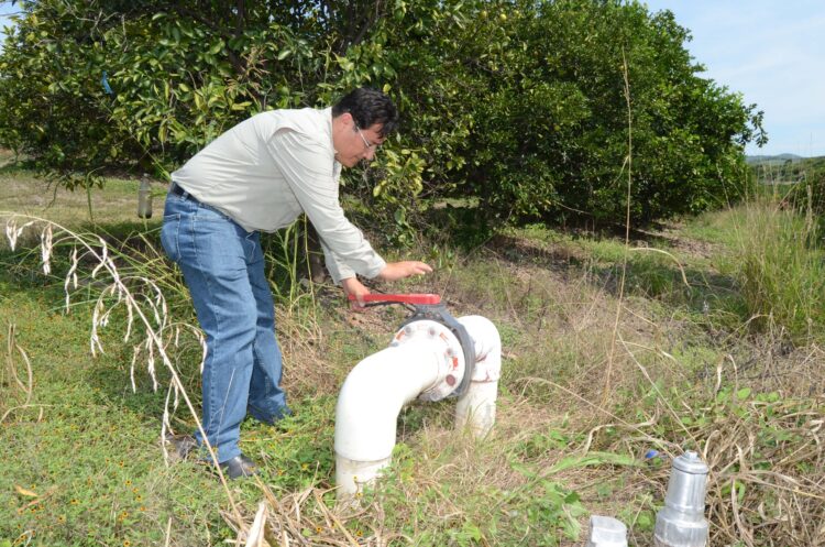Otorga Agricultura acompañamiento a productores agrícolas con tarifa de uso agrícola