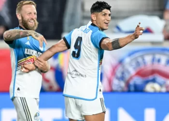 El victorense Alan Pulido anota su quinto gol en la temporada de la MLS