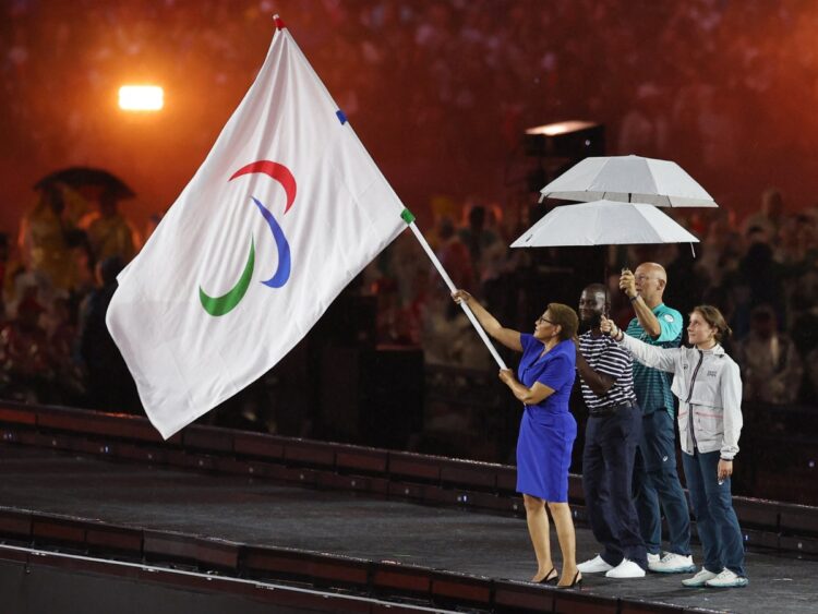 París vive la Clausura de sus históricos Paralímpicos