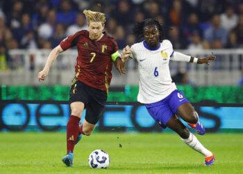 Francia recupera terreno al vencer a Bélgica en Liga de Naciones